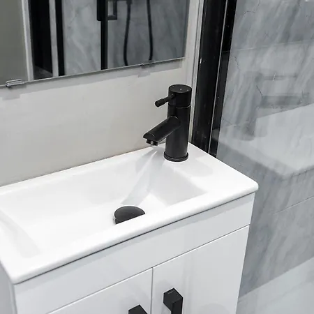 Apartment Springmill Gem *