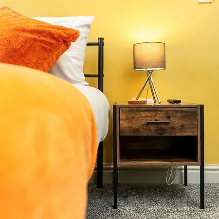 Springmill Gem * Bradford (West Yorkshire)