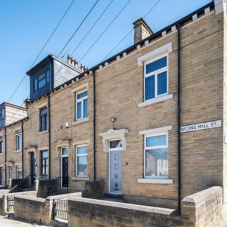 Springmill Gem * Bradford (West Yorkshire)